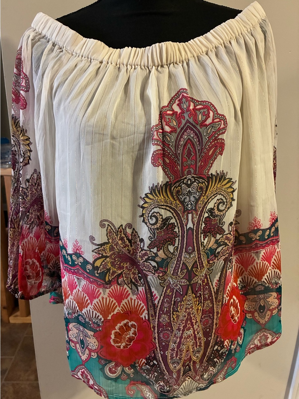 Cato Off-Shoulder Floral Print Women’s Top in White and Multicolor